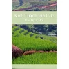 Vietnamese New Testament in contemporary Bible translation. Medium sized paperback.